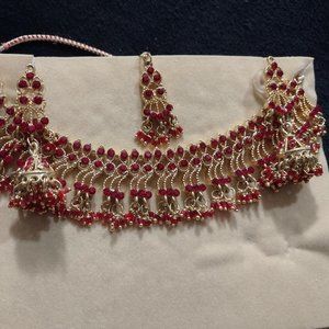 Indian necklace and earring set